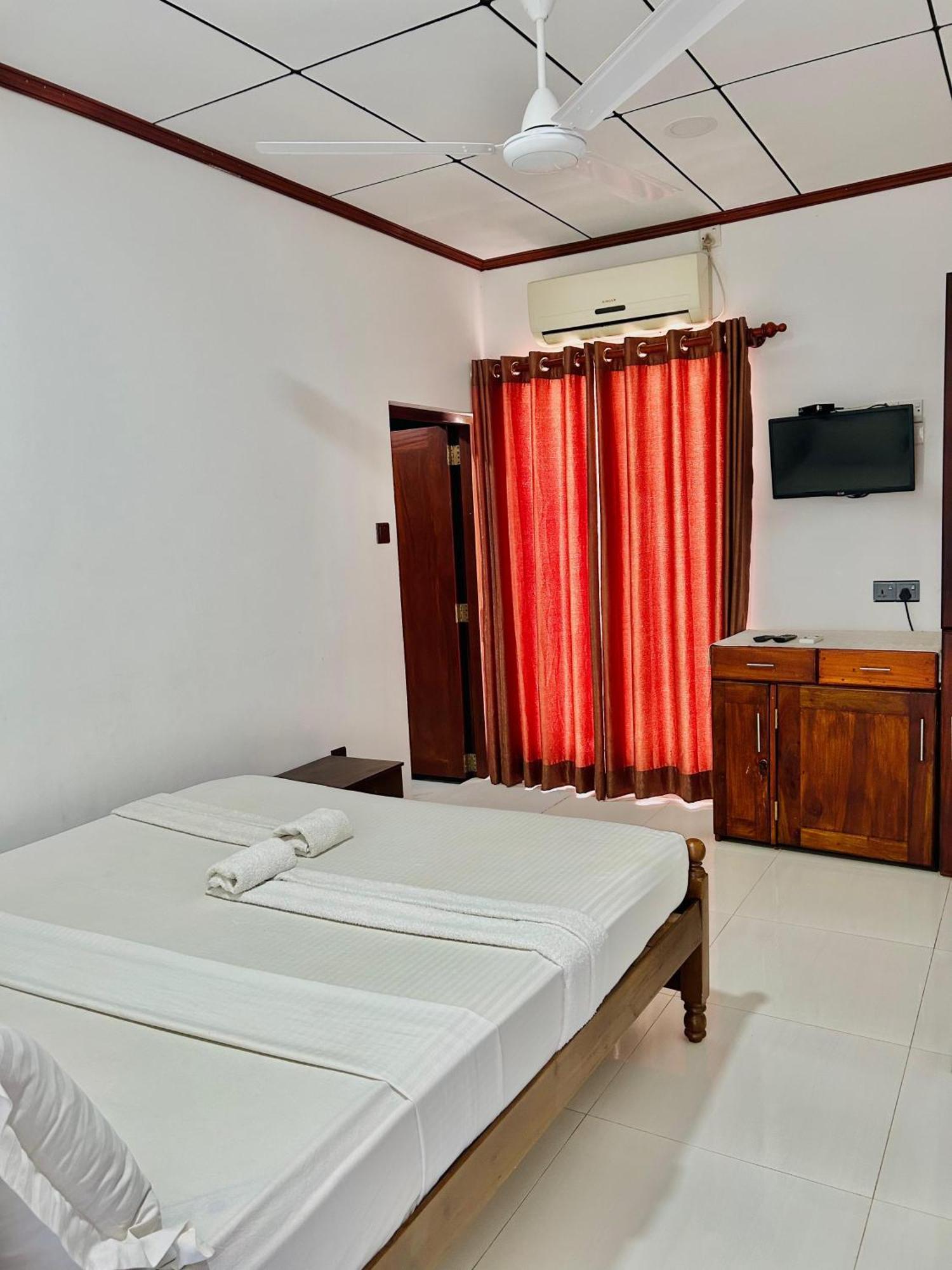 Mihin Villa Bentota Esterno foto